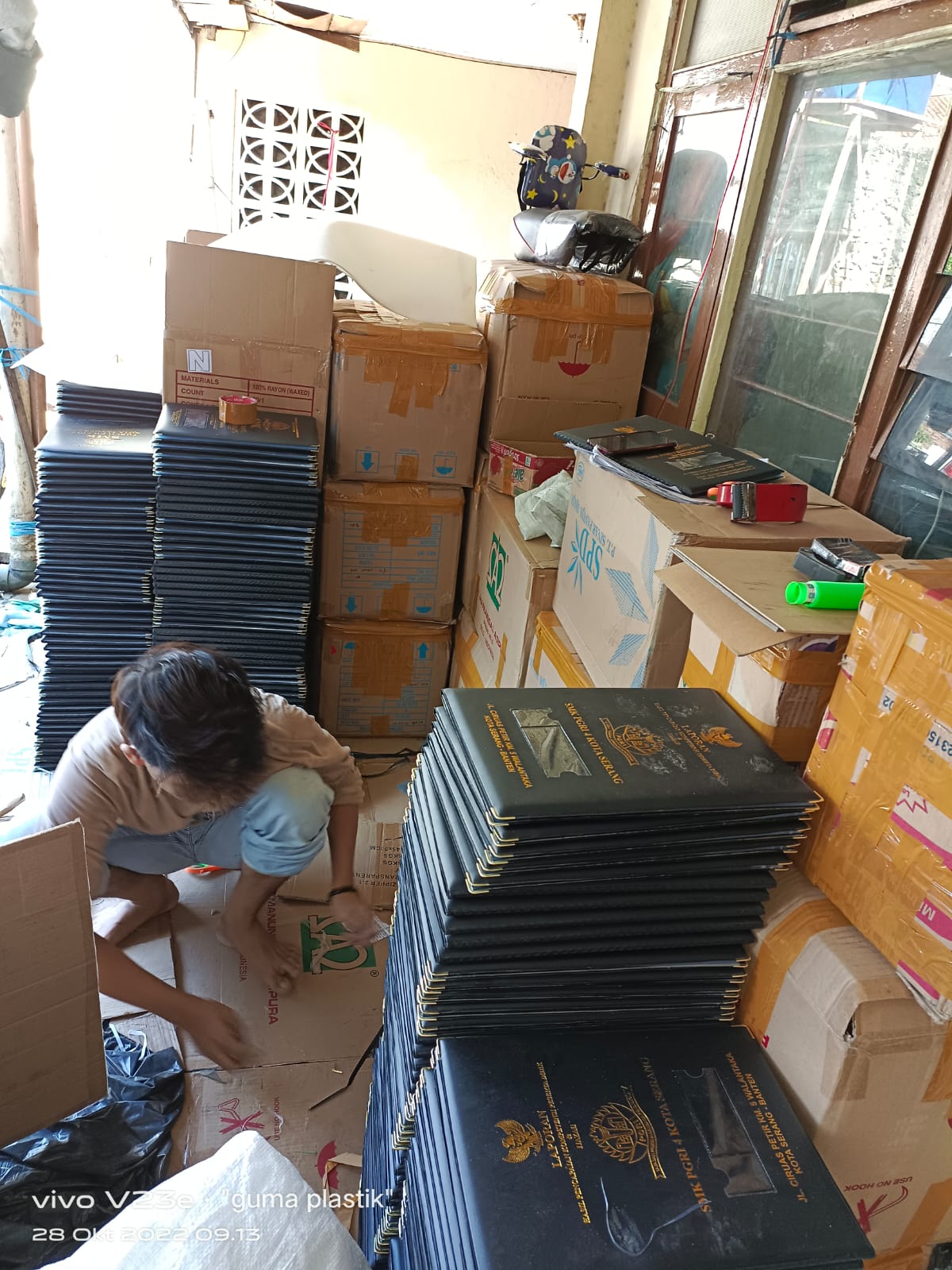 Keuntungan Memesan Map Raport Langsung dari Produsen Percetakan Bandung